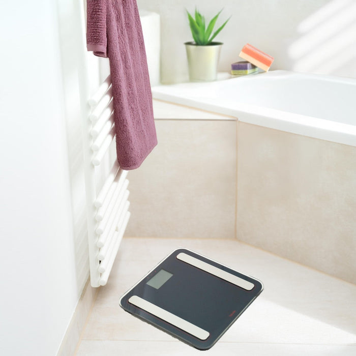 Beurer BF 183 LE25 Diagnostic Bathroom Scale: Weight, Body Fat, Body Water, Muscle Percentage, BMI, Visceral Fat & Metabolic Age