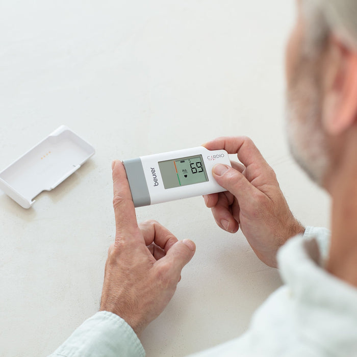 Beurer Germany ME 95 Mobile ECG Device | Reliable Heart Rhythm Monitoring | Rechargeable | Compact for At Home & On-the-Go