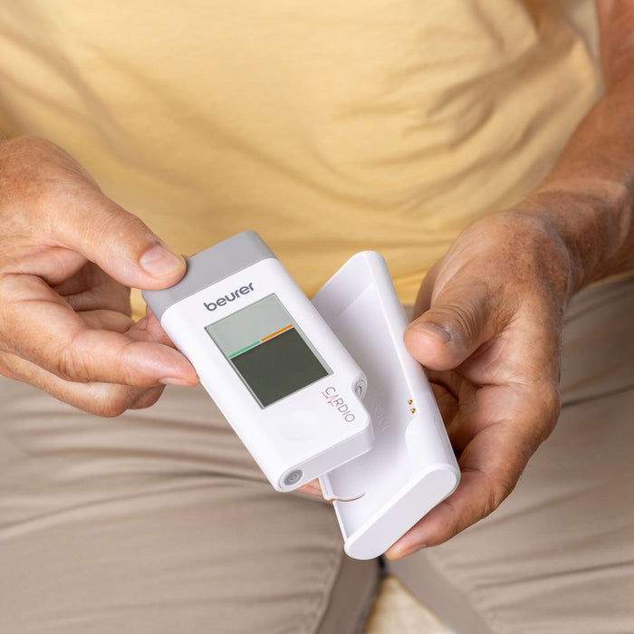 Beurer Germany ME 95 Mobile ECG Device | Reliable Heart Rhythm Monitoring | Rechargeable | Compact for At Home & On-the-Go