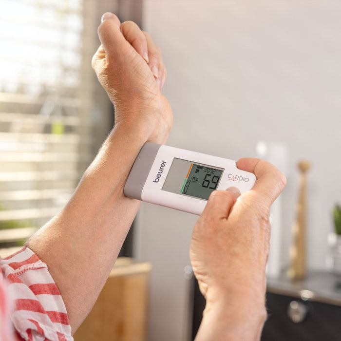 Beurer Germany ME 95 Mobile ECG Device | Reliable Heart Rhythm Monitoring | Rechargeable | Compact for At Home & On-the-Go