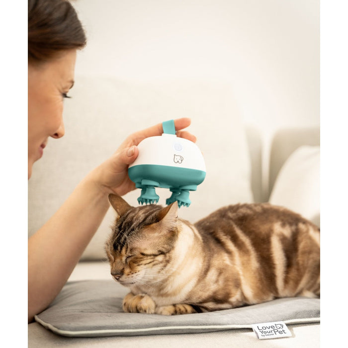 Beurer Massager for Dogs & Cats | Gentle Kneading Massage for Pets | Rechargeable | “Buddy”